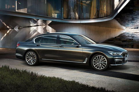 BMW Car Melbourne Airport To CBD - Holiday Find 0