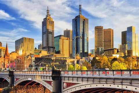 Arrival Private Transfers: Melbourne Airport MEL To Melbourne In Business Car - Holiday Find 2