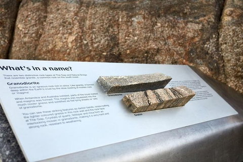 The Gap & Natural Wonders Guided Tour - Holiday Find 3