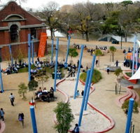 ArtPlay - Holiday Find