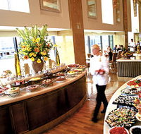 Conservatory - Holiday Find