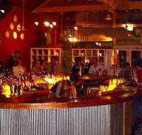 Monties Bar - Holiday Find