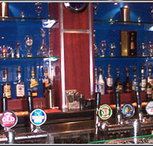 Lucky Australian Tavern - Holiday Find