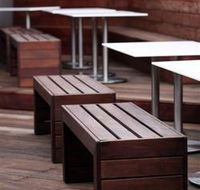 Crossroads Hotel - Holiday Find