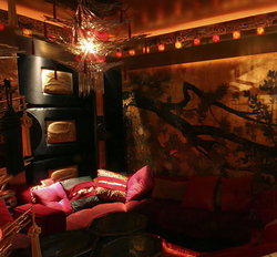 Lychee Lounge - Holiday Find 3