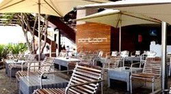 Pontoon Bar - Holiday Find 3
