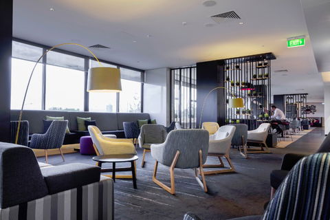 MRepublic Restaurant, Bar And Lounge - Holiday Find 9