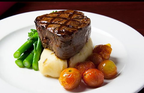 Red Rock Waterfront Bar & Grill - Holiday Find 1