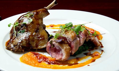 Red Rock Waterfront Bar & Grill - Holiday Find 3