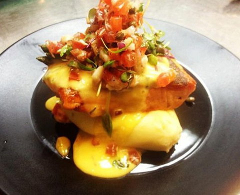 Red Rock Waterfront Bar & Grill - Holiday Find 4