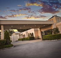 Shangri-La Gardens - Holiday Find