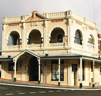 Empire Hotel - Holiday Find