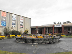 Wayatinah Tavern & Store - Holiday Find 0