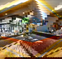 Boatshed Restaurant - Holiday Find