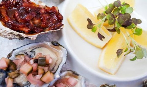 Latitude 21 Restaurant & Bar - Holiday Find 1