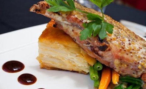 Latitude 21 Restaurant & Bar - Holiday Find 3