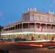 The Rose Hotel - Victoria Street Bar - Holiday Find