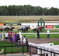 Pinjarra Race Club - Holiday Find
