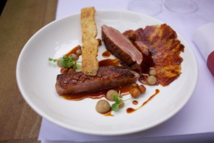 Le Pelican - Holiday Find 1