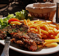 Lake Macquarie Hotel - Holiday Find