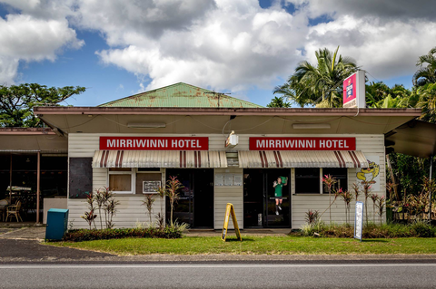 Mirriwinni Hotel - Holiday Find 5