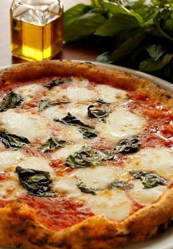 Via Napoli Pizzeria - Holiday Find 3