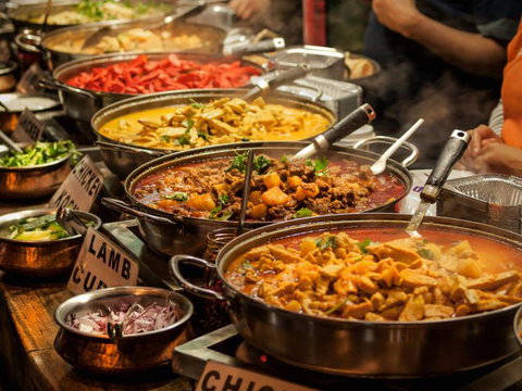 Indian Curry Bazaar - Holiday Find 1