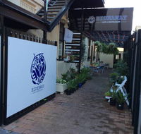 Hideaway Cafe  Restaurant - Holiday Find