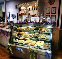 Zoe's Sweet Boutique Cafe - Holiday Find