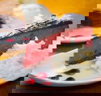 Andys Cherry Pie Cafe - Holiday Find