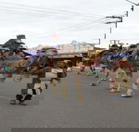 Dowling Street Christmas Party - Holiday Find