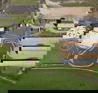 Eden Cup Race Day - Holiday Find