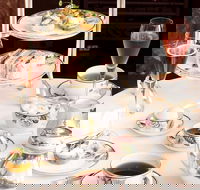 Girls Big Day Out Christmas Party - Holiday Find