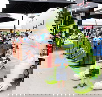 Kyabram Bush Market - Holiday Find