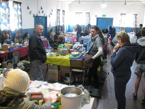 Trash And Treasure At East Kurrajong - Holiday Find 2