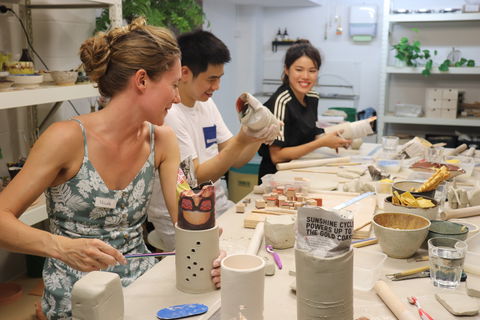 Hand Building Pottery Classes - Holiday Find 0