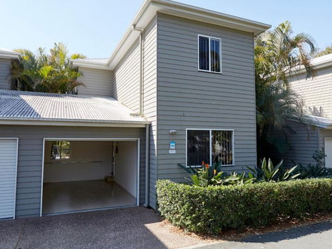 NRMA Treasure Island Holiday Resort - Holiday Find 4