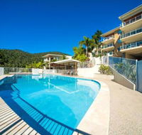Summit Apartments Airlie Beach - Holiday Find