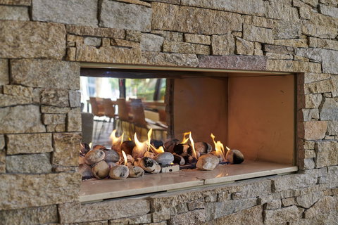 Waves Byron Bay - Holiday Find 2