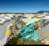 Sand Dunes Resort