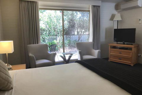 Nagambie Motor Inn - Holiday Find 4