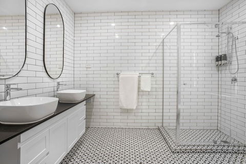The Grand View Hotel - Holiday Find 4