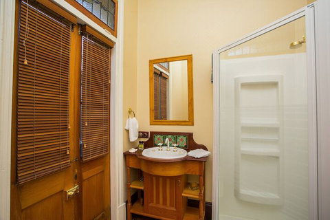 Danum House B & B - Holiday Find 3