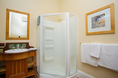 Danum House B & B - Holiday Find 4