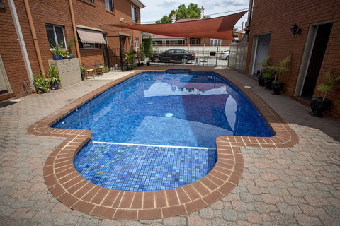 Meramie Motor Inn - Holiday Find 0