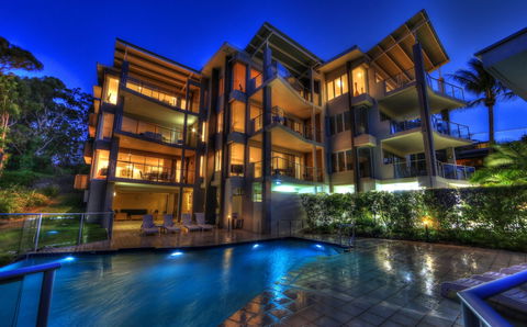 Rainbow Ocean Palms Resort - Holiday Find 5