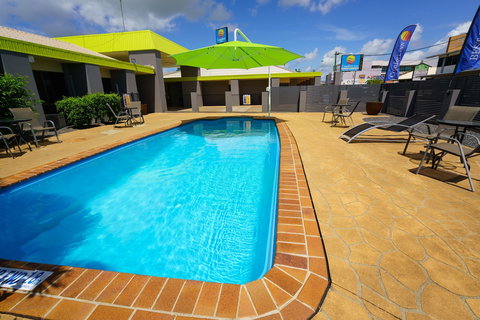Comfort Inn On Main Hervey Bay - Holiday Find 4