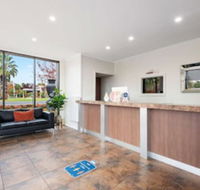 Comfort Inn Deakin Palms - Holiday Find