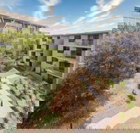 Oaks Sydney North Ryde Suites - Holiday Find