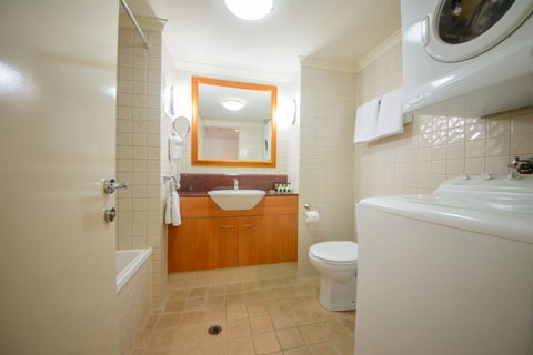 Central Cosmo Apartments - Holiday Find 5